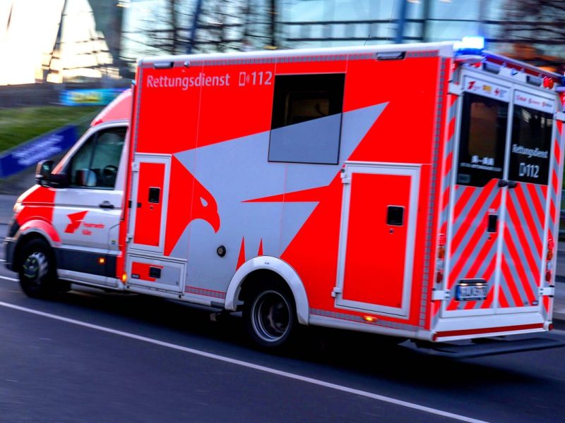 Hamburg: Heftiger Unfall auf Autobahn – zwei Personen schwer verletzt