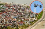 Ein Kran sorgt auf der Insel Norderney für Wirbel (Collage).