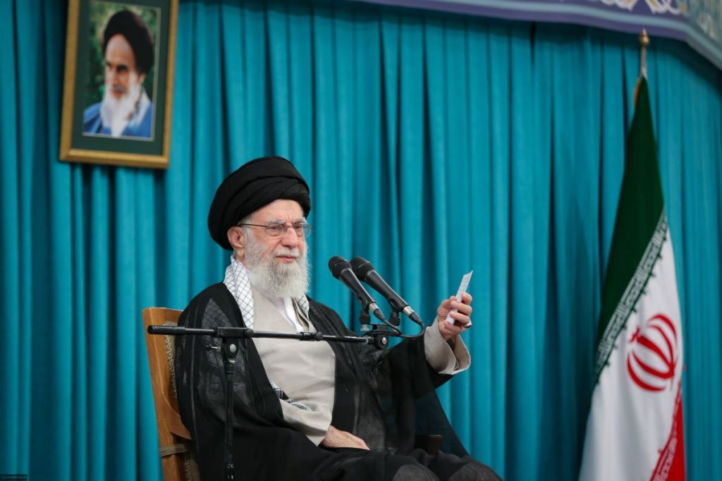 Der Schattenführer: Ali Khamenei lenkt den Iran seit Jahrzehnten