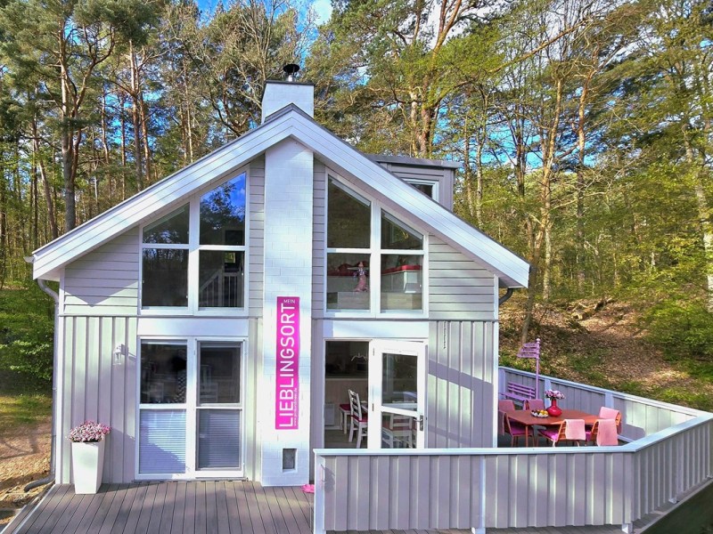 Willkommen im Barbie-Paradies! Dieses Ferienhaus an der Ostsee sprengt alle Erwartungen