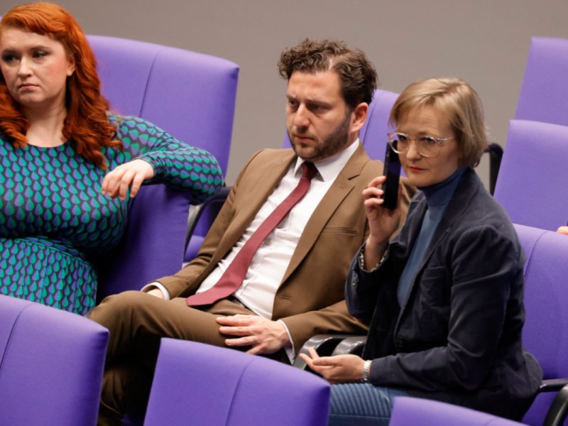 Absturz der Grünen – neue Umfrage macht Partei nervös