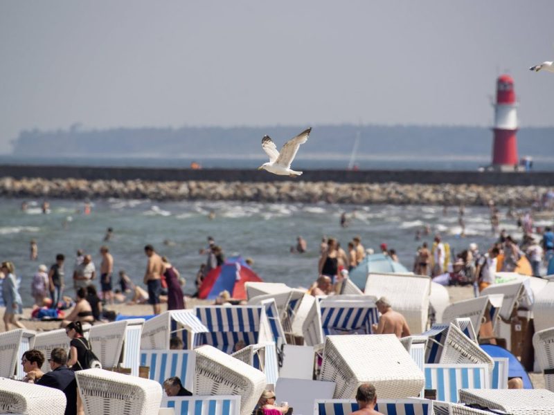 Der beste Strand Deutschlands liegt an der Ostsee – nirgends ist Urlaub machen so günstig wie hier!