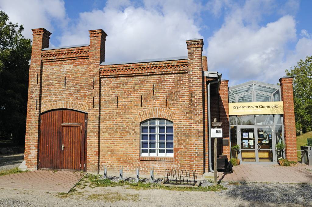Museum von außen, ein altes Backsteingebäude
