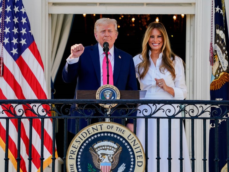Trump jetzt radikal gegen Putin: Steckt seine Frau dahinter?