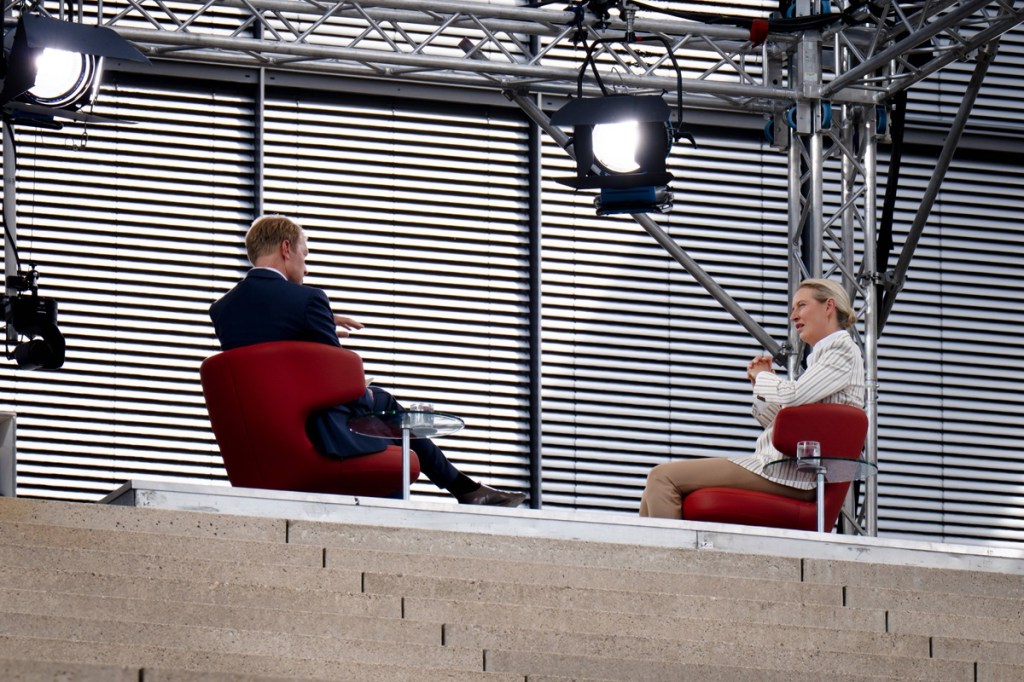 AfD-Anhänger gehen auf das Erste los