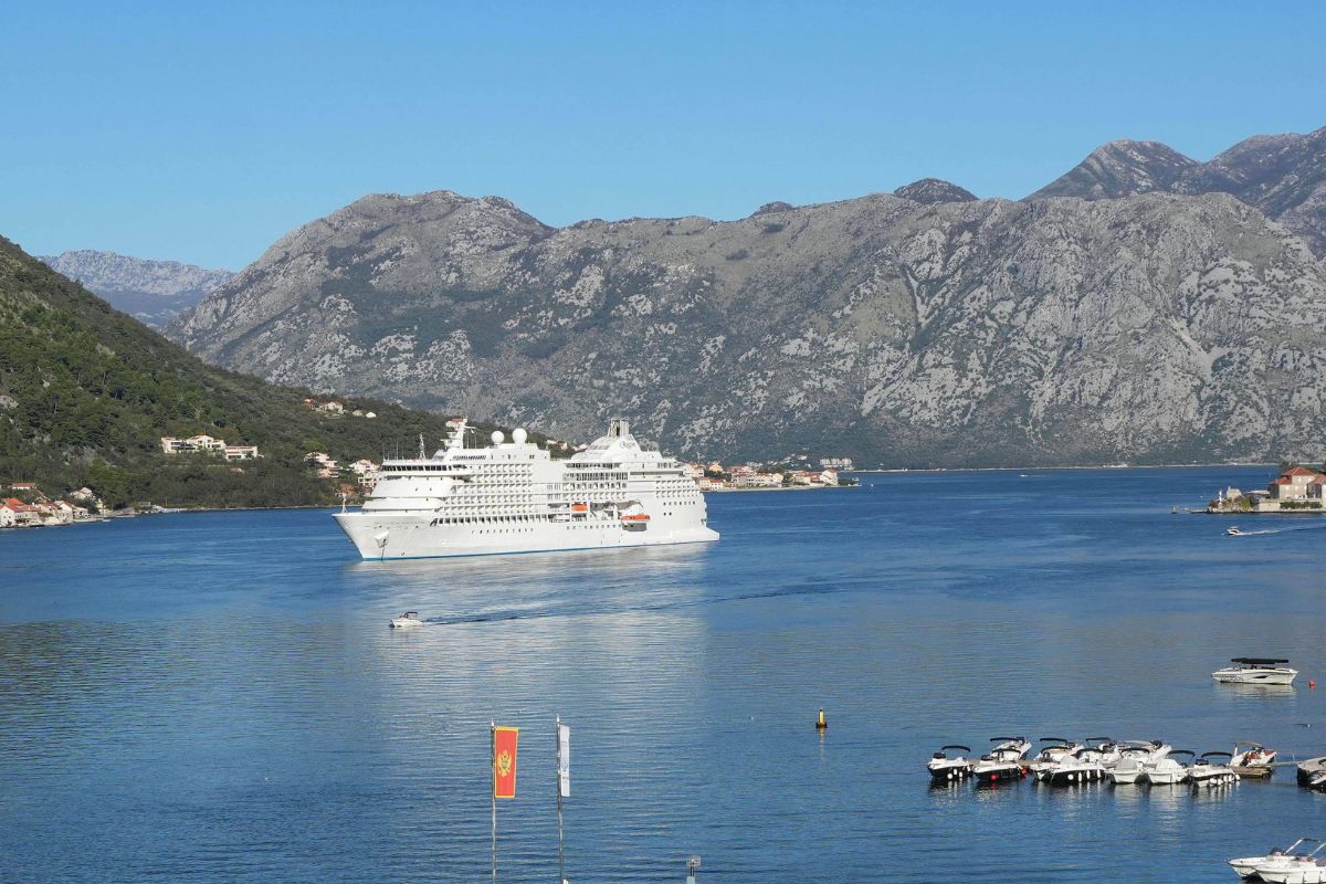 Massenausbruch-an-Bord-Urlaub-von-Kreuzfahrt-Passagieren-v-llig-versaut