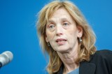 Extremismus, Sprachprobleme, Schulfrust: Bildungsministerin Karin Prien (CDU) sieht eine Ursache dafür bei Kindern mit Migrationshintergrund und hält eine Obergrenze an Schulen für 