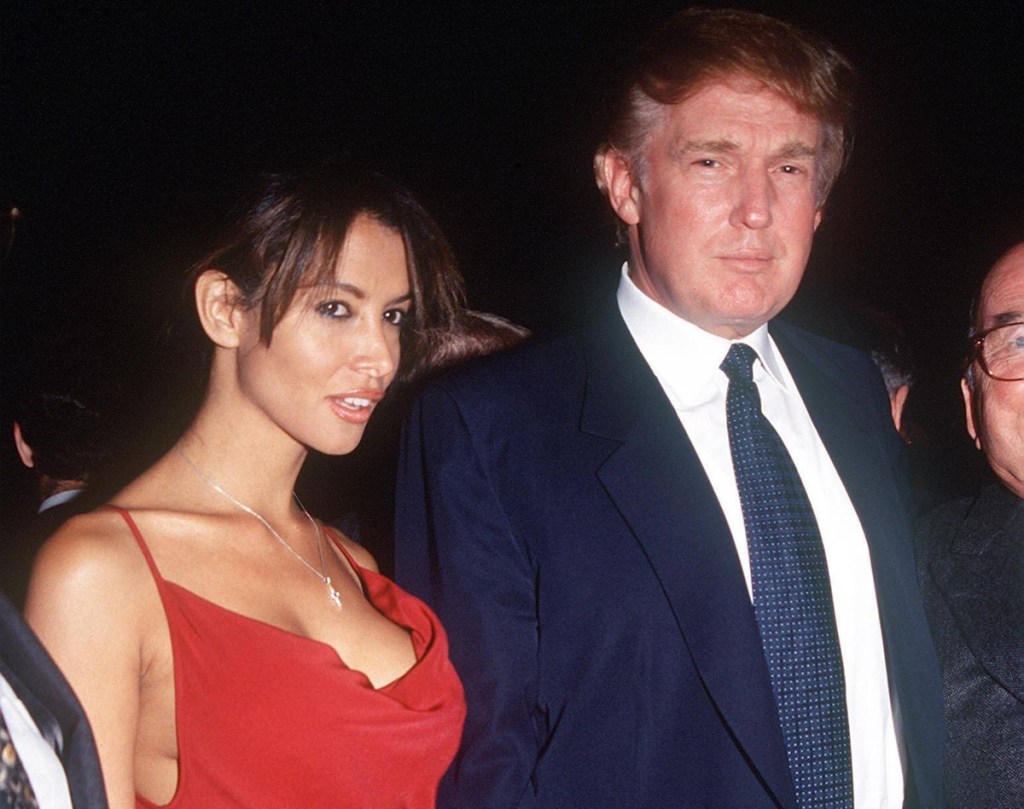 K16781PS: POLICE ATHLETIC LEAGUE SPORTS NIGHT DINNER .NY, 9/30/99.DONALD TRUMP AND KARA YOUNG. PAUL SCHMULBACH/ 1999.CREDIT: PUBLICATIONxINxGERxSUIxAUTxONLY - ZUMAg49